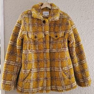 Womens Vigoss Coat Slightly Oversized Size Sm. From Buckle